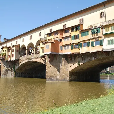 Montebello New 아파트